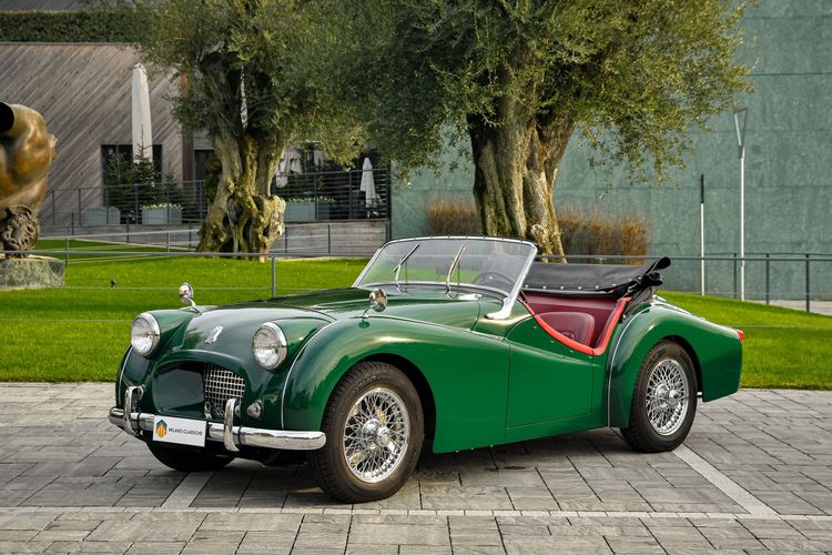 Triumph TR2