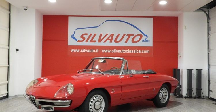 Alfa Romeo ROMEO 1750 SPIDER VELOCE OSSO DI SEPPIA 105.57