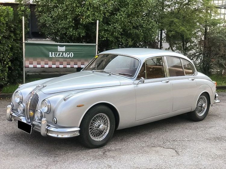 Jaguar MKII 3.8