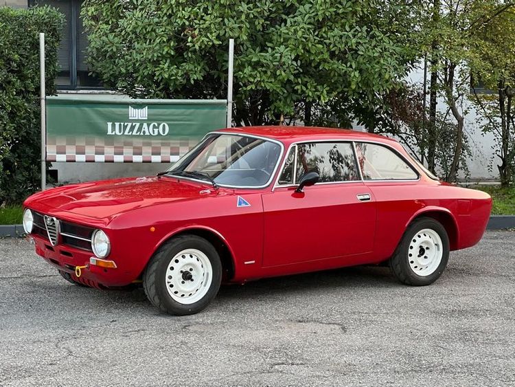 Alfa Romeo Romeo GT Junior 1300 (GR.1)