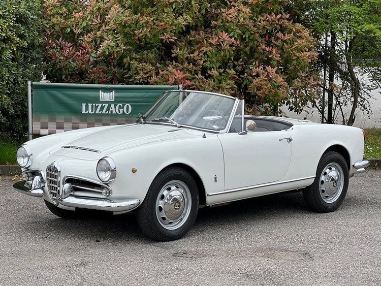 Alfa Romeo Romeo Giulia Spider S3 (101.23)