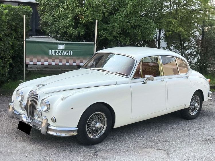 Jaguar MKII 3.8