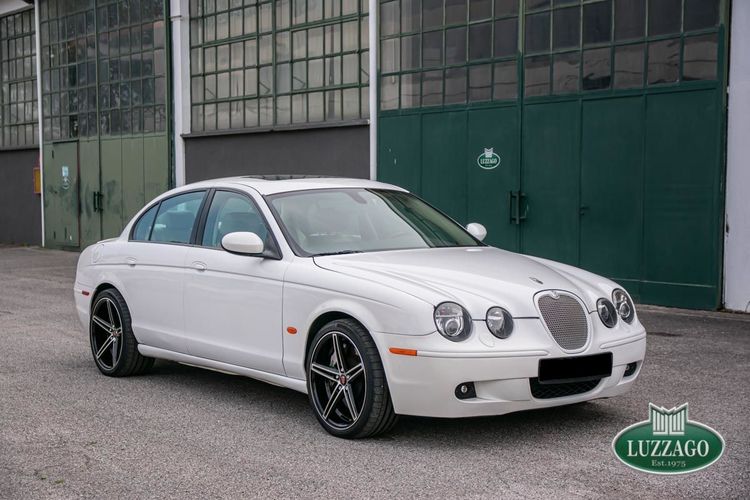 Jaguar SType R 4.2 Supercharged