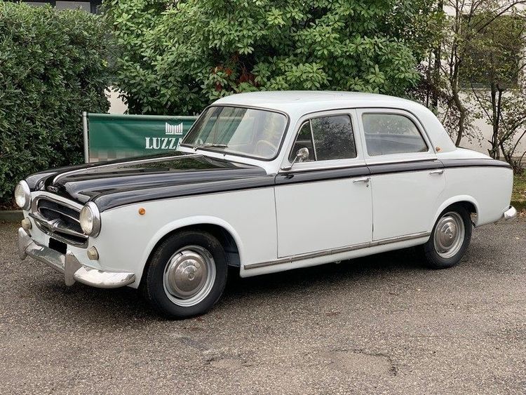 Peugeot 403