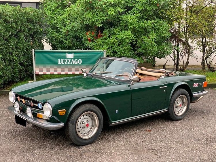 Triumph TR6