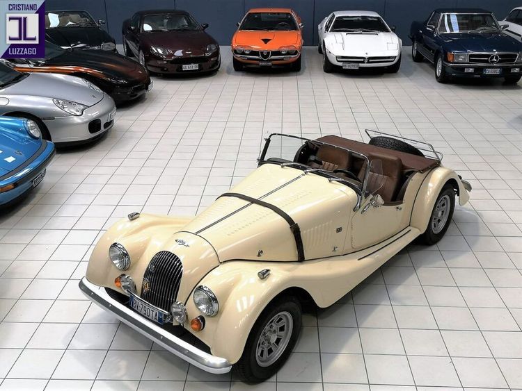 MORGAN PLUS 8