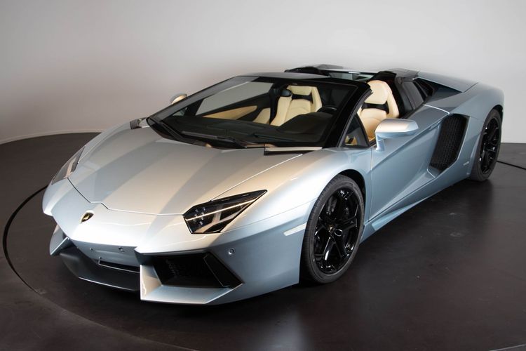 Lamborghini Aventador Roadster
