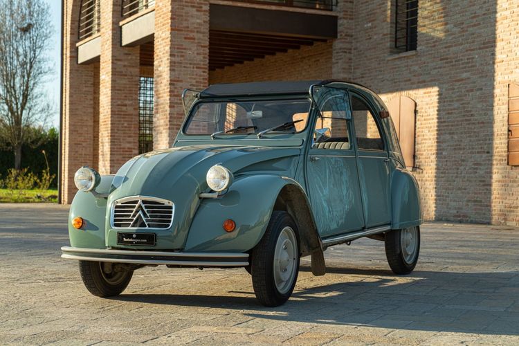 Citroen 2CV
