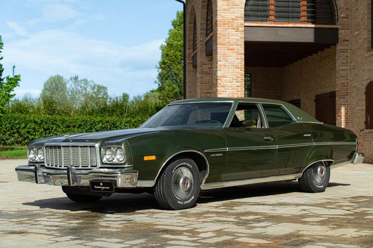 Ford GRAN TORINO 4 DOOR 5.7 V8 BROUGHAM