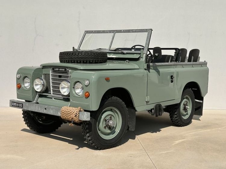 Land Rover LAND SERIES III  88  7 posti