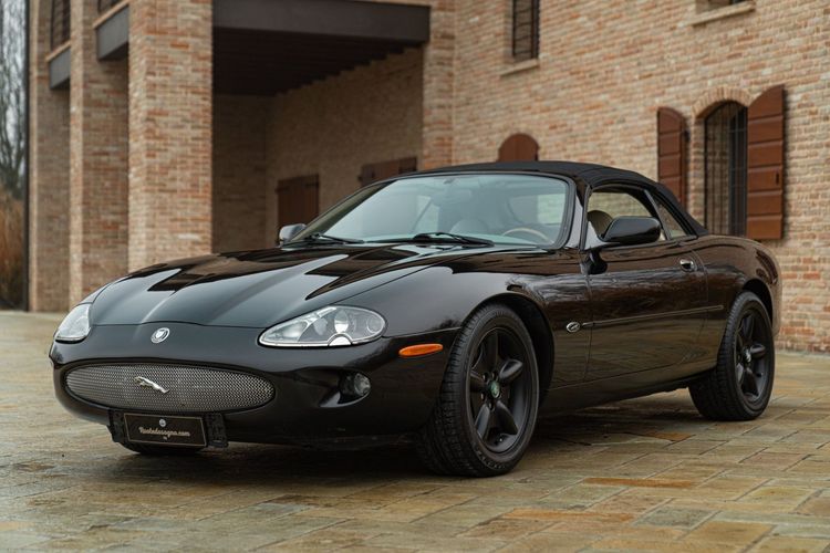 Jaguar XK8 QDV CABRIOLET