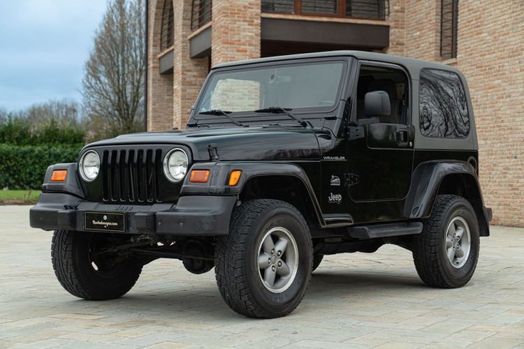 Jeep WRANGLER SAHARA 4.0