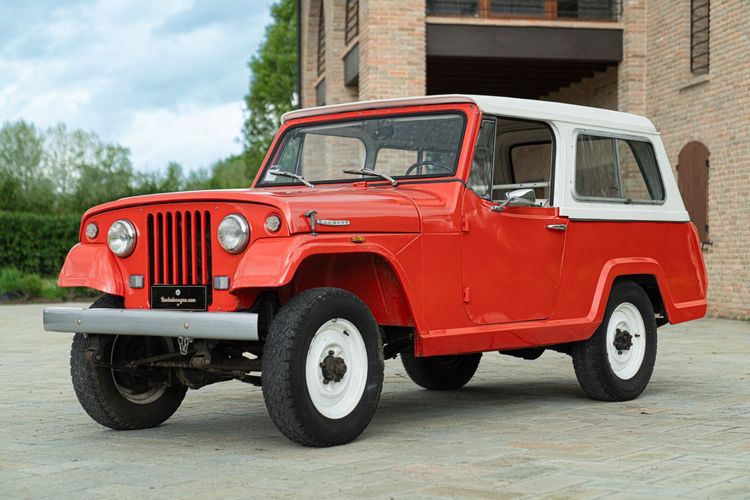 Jeep COMANDO