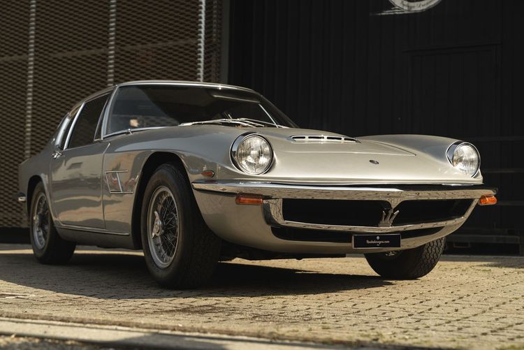 Maserati Mistral 3700