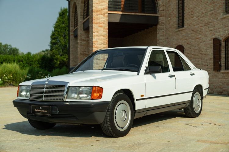 Mercedes-Benz 190 E