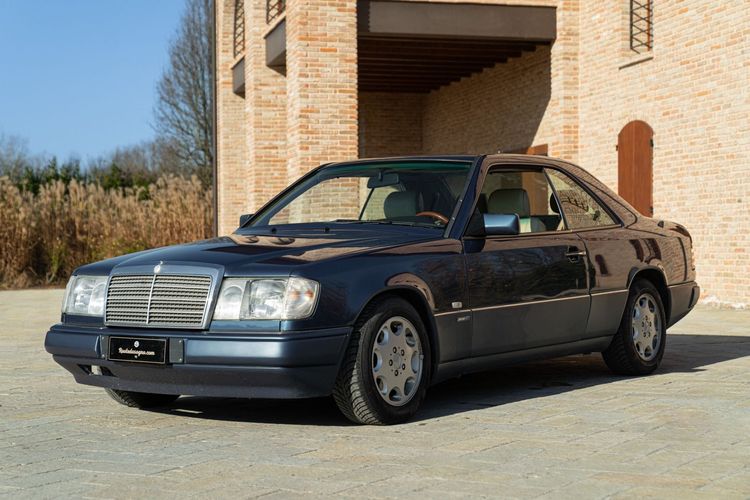 Mercedes-Benz CE 200