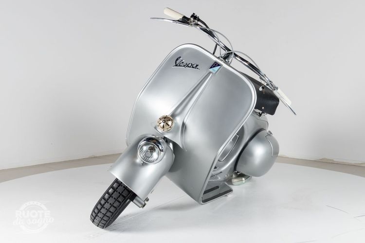 Piaggio Vespa 98