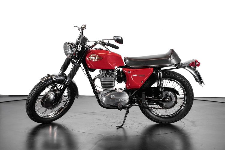 BSA B44 Shooting Star