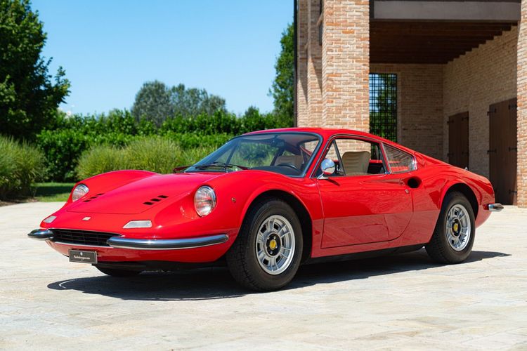 Ferrari DINO 246 GT