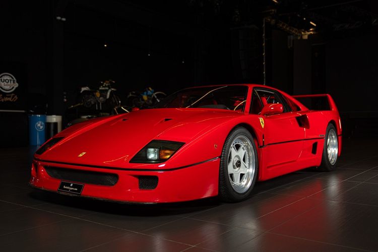 Ferrari F 40