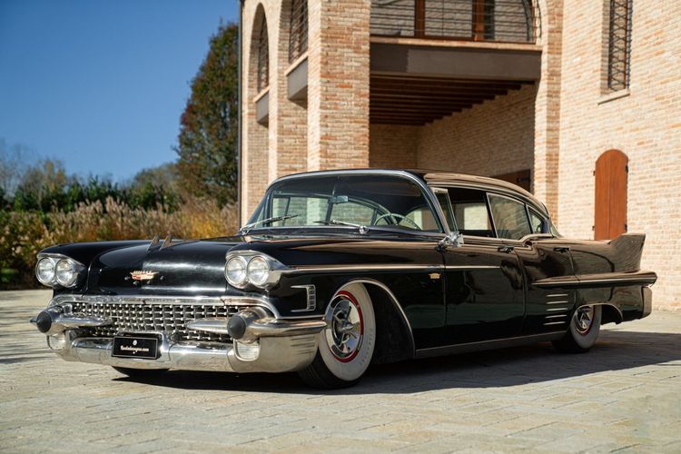 Cadillac SPECIAL SERIES 62 FLEETWOOD SEDAN