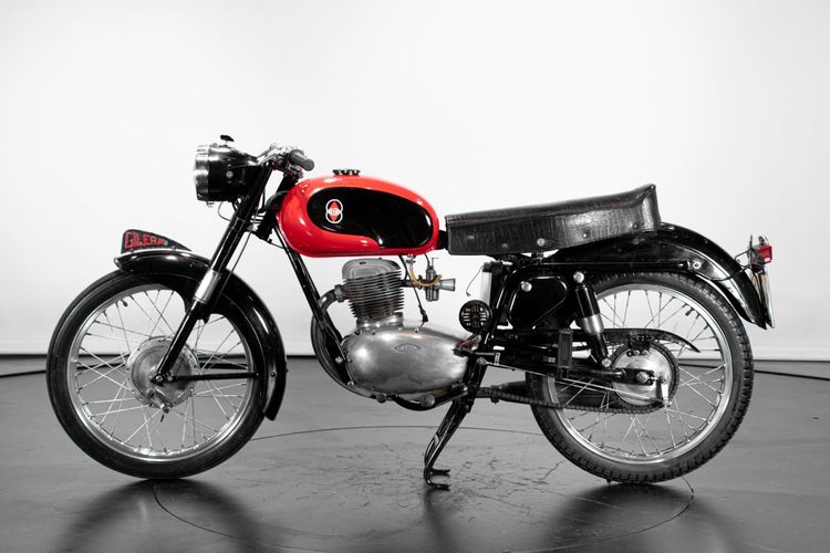 Gilera 150 Sport