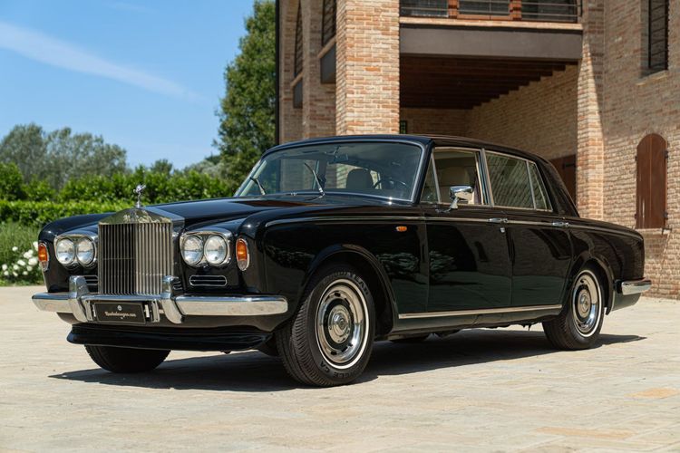 Rolls-Royce SILVER SHADOW
