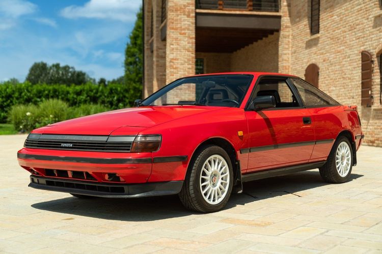 Toyota CELICA 1.6 ST LIFTBACK