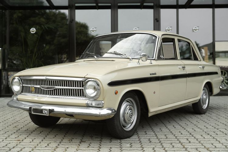 Vauxhall Victor VX 4/90