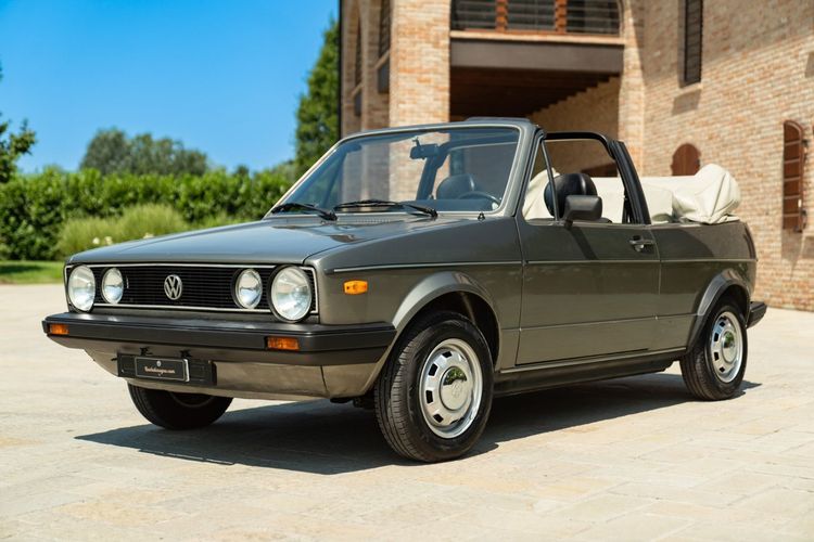 Volkswagen GOLF MK1 CABRIOLET